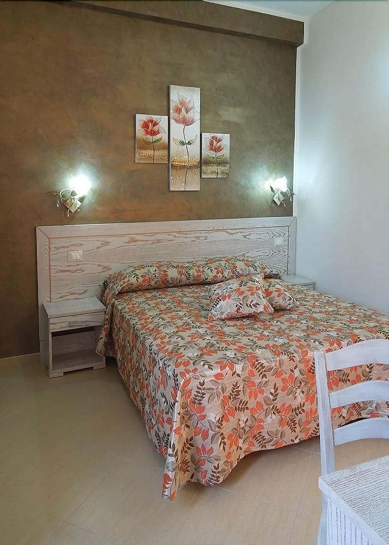 Terra Del Sole Bed and Breakfast Macari Exteriör bild