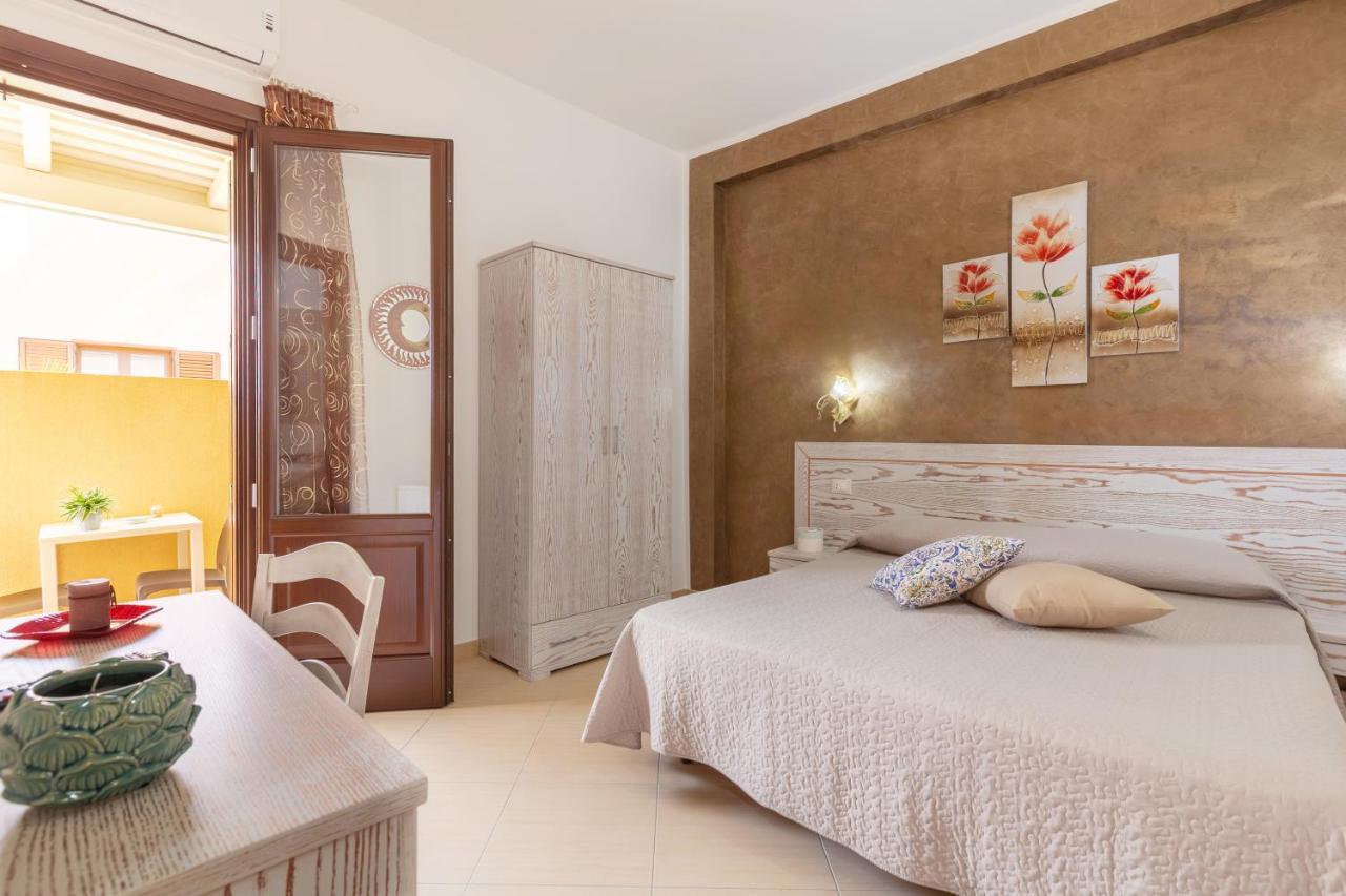 Terra Del Sole Bed and Breakfast Macari Exteriör bild